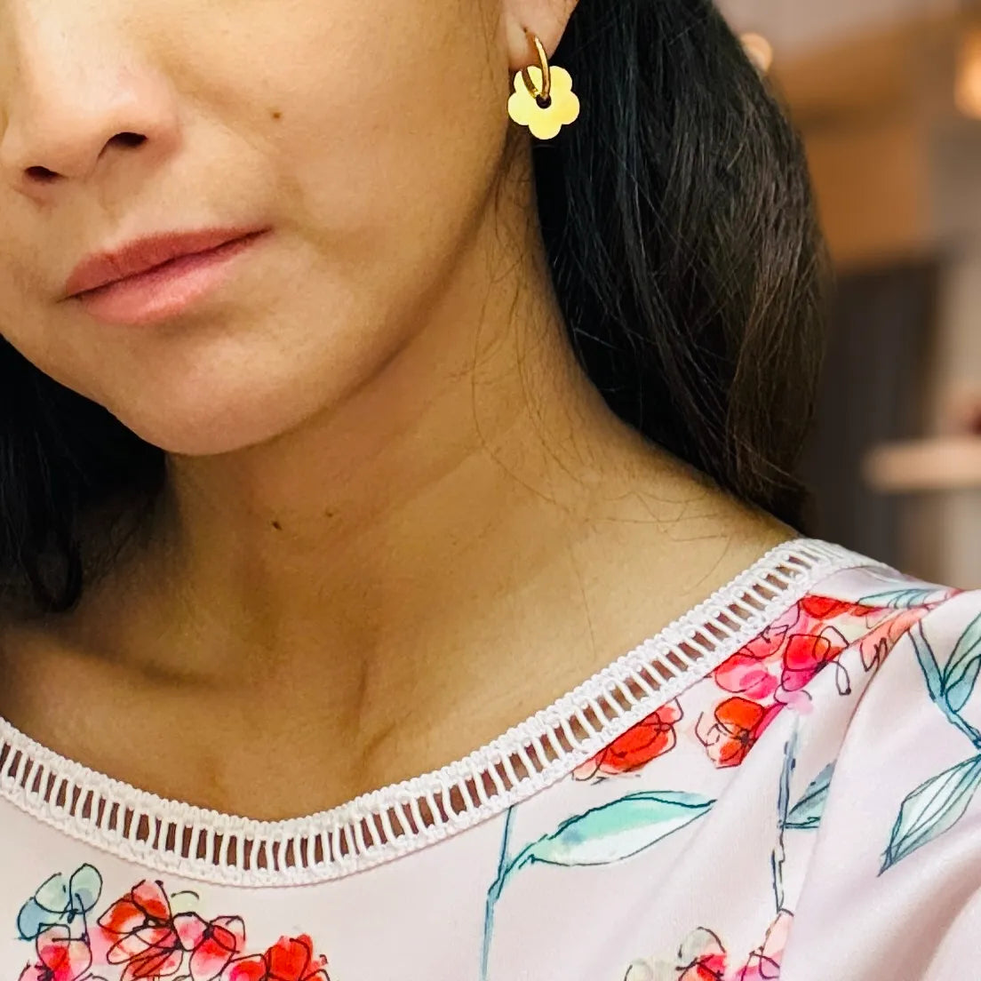 WasserfesterSchmuckSchweizFlower_Charm_Hoop_Earrings_18K_Gold_PVD_Waterproof_Jewelry