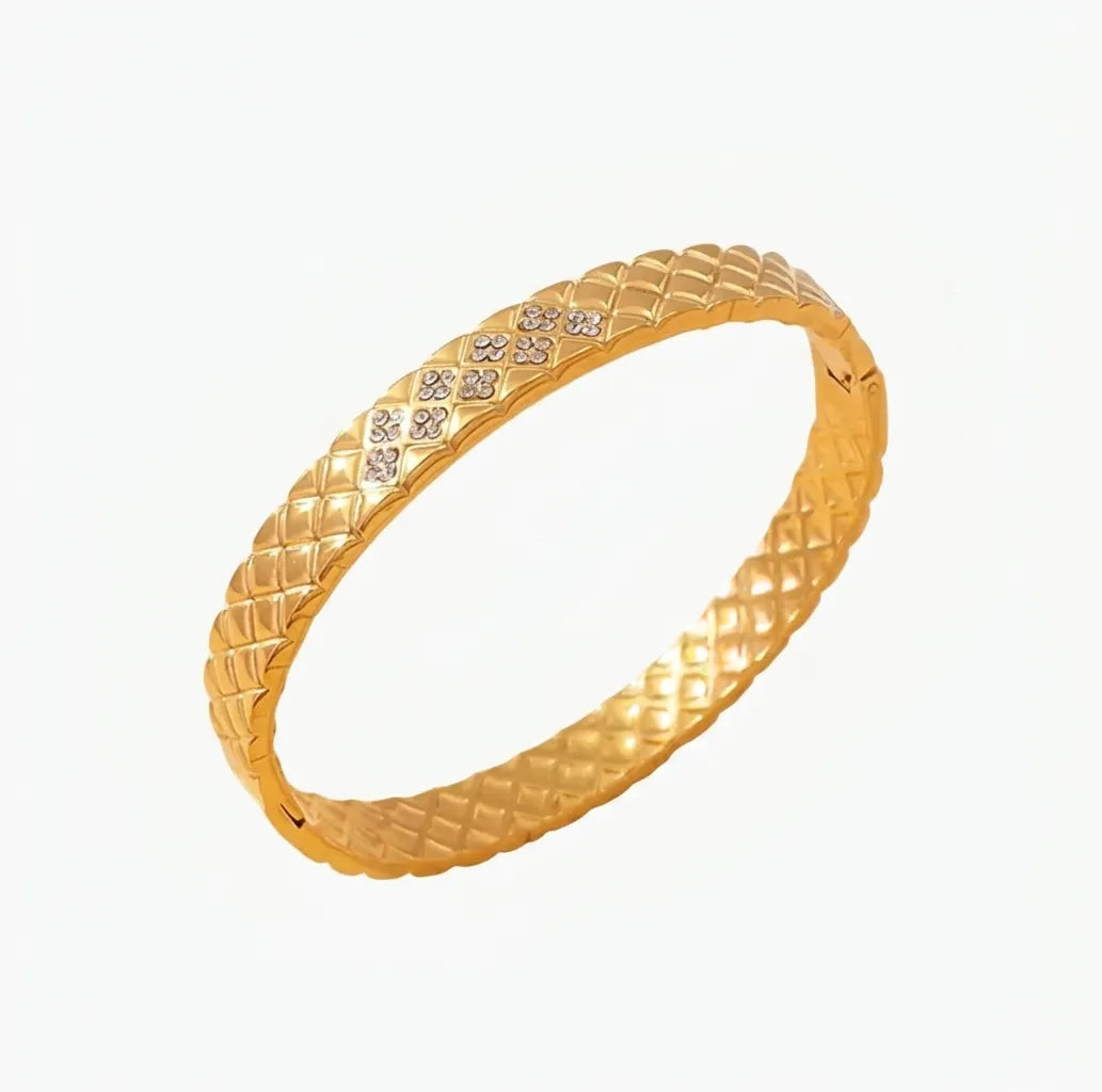 Sérénité cushion bangle with crystal stones, 18K gold PVD waterproof stainless steel bracelet